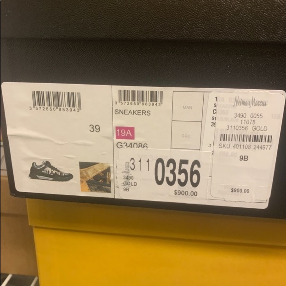 Gold and black Chanel sneaker - Picture 2 of 2